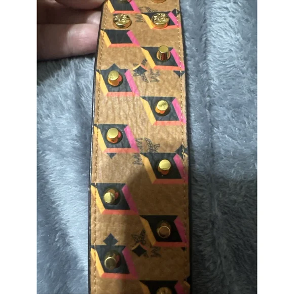 MCM Womans Leather Cuff Snap Bracelet Monogram MCM Pre-Loved - Picture 3 of 10